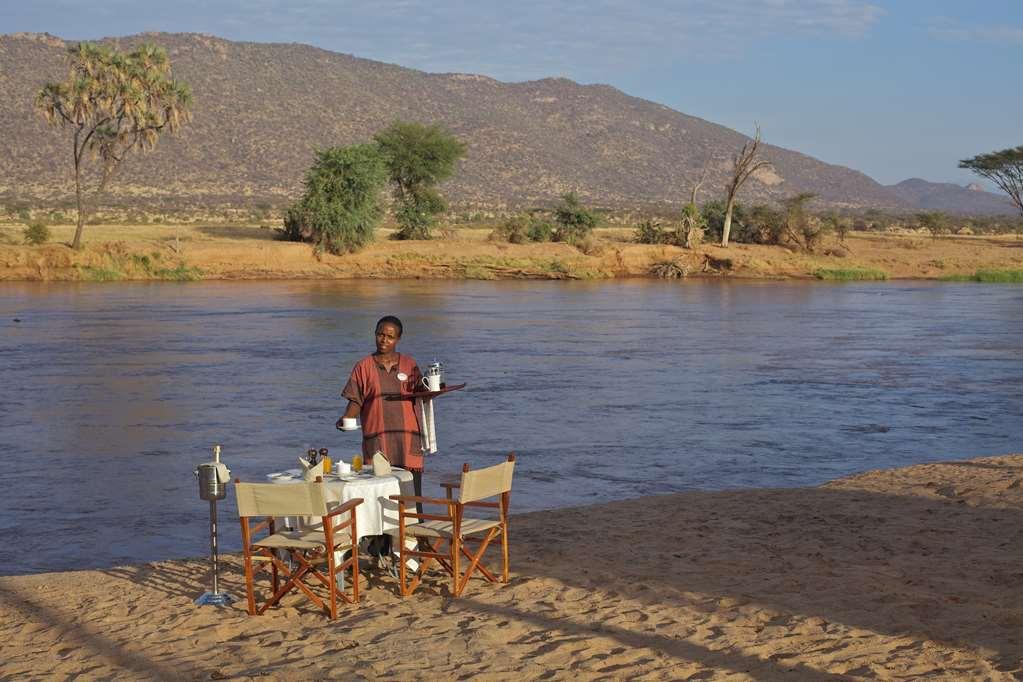 Hotel Ashnil Samburu Camp Restaurace fotografie