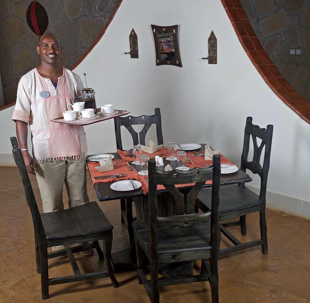Hotel Ashnil Samburu Camp Restaurace fotografie