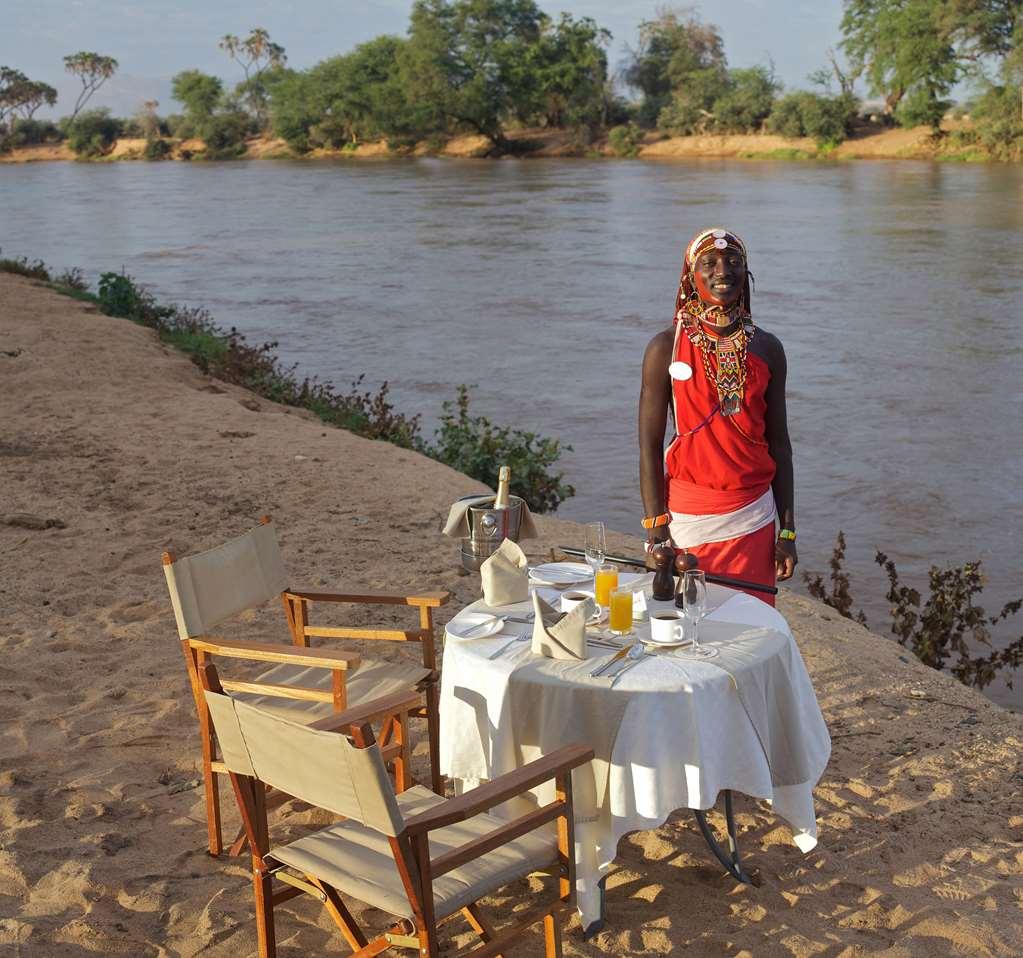 Hotel Ashnil Samburu Camp Restaurace fotografie
