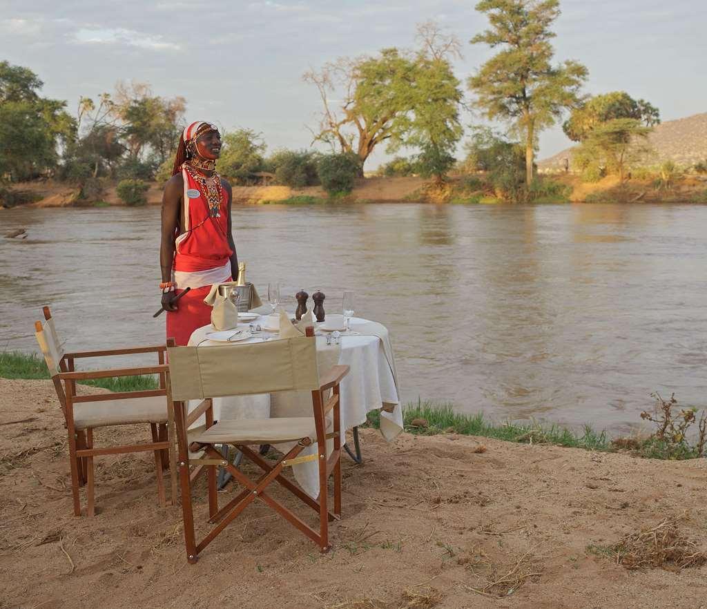 Hotel Ashnil Samburu Camp Restaurace fotografie